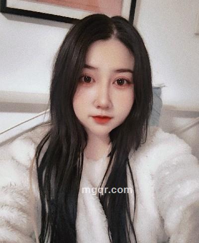 啾啾的头像