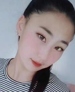 伊的头像