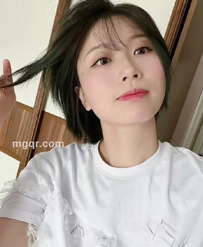 瑜伽女孩的头像