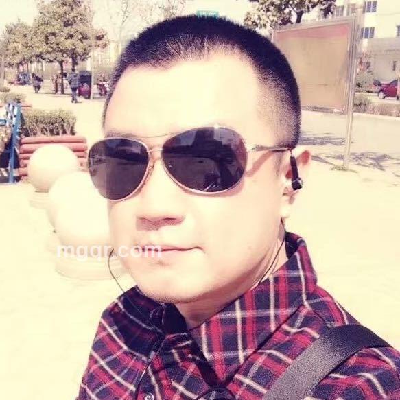 盛夏的可乐的头像