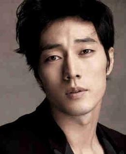 低调一人的头像