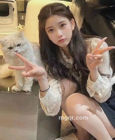 咖啡女孩的头像