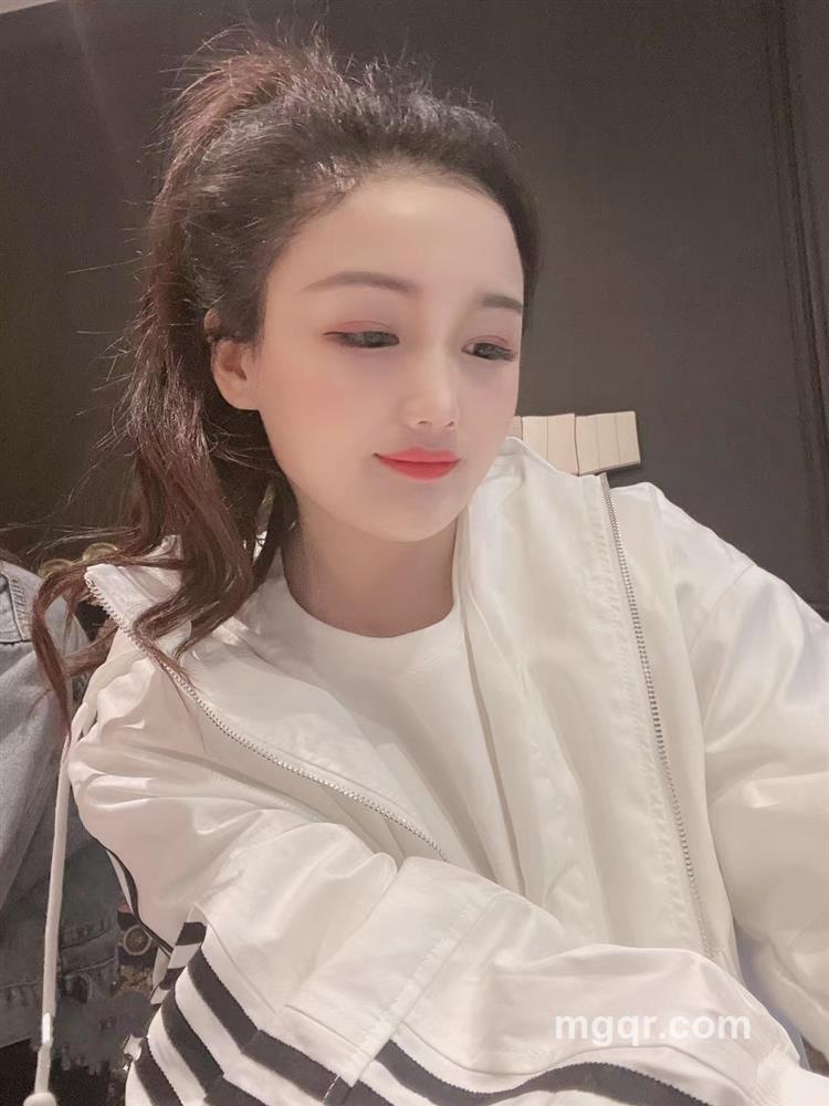 毛巾小姐姐