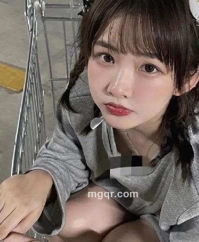 一只上上签的头像