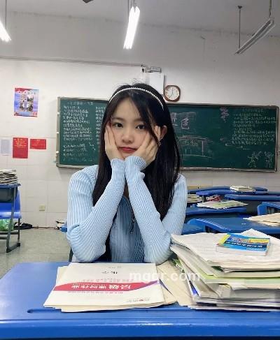小青的头像