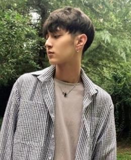 独饮忘情水的头像