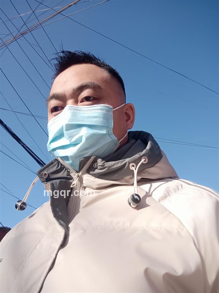 玫*瑰*骑*士的头像