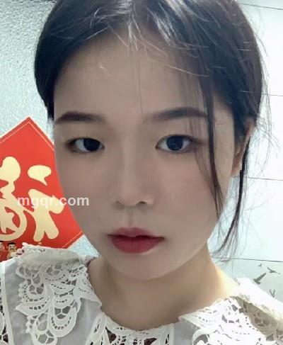 会流泪的菠萝的头像