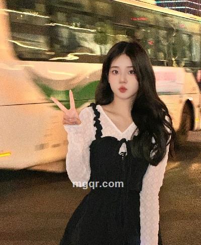 小胡子的小钻石的头像