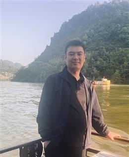 繁华褪尽的头像