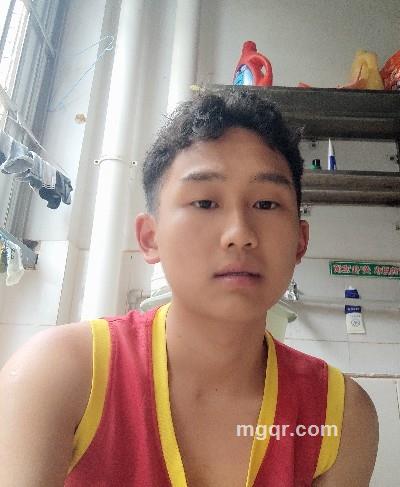 让我孤立无援的头像