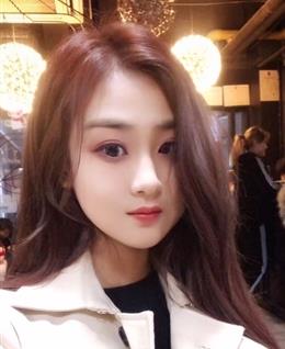 微微安、的头像