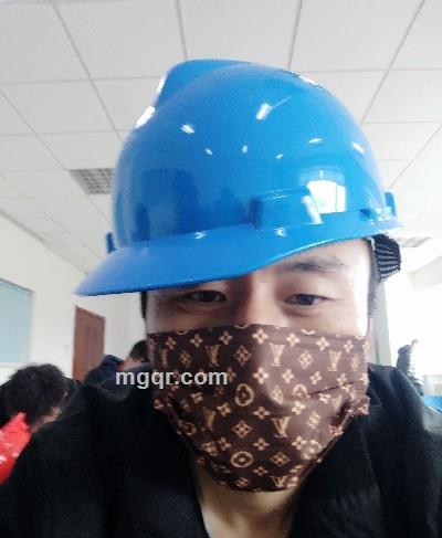 不为娱乐只为余生的头像