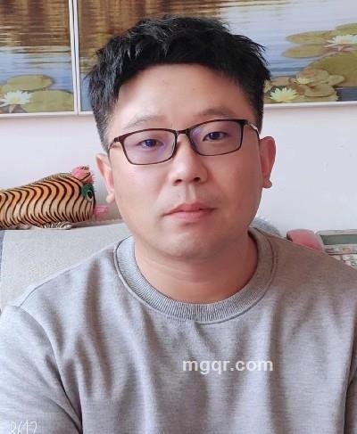 做人要低调的头像