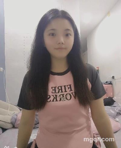 逆光的头像