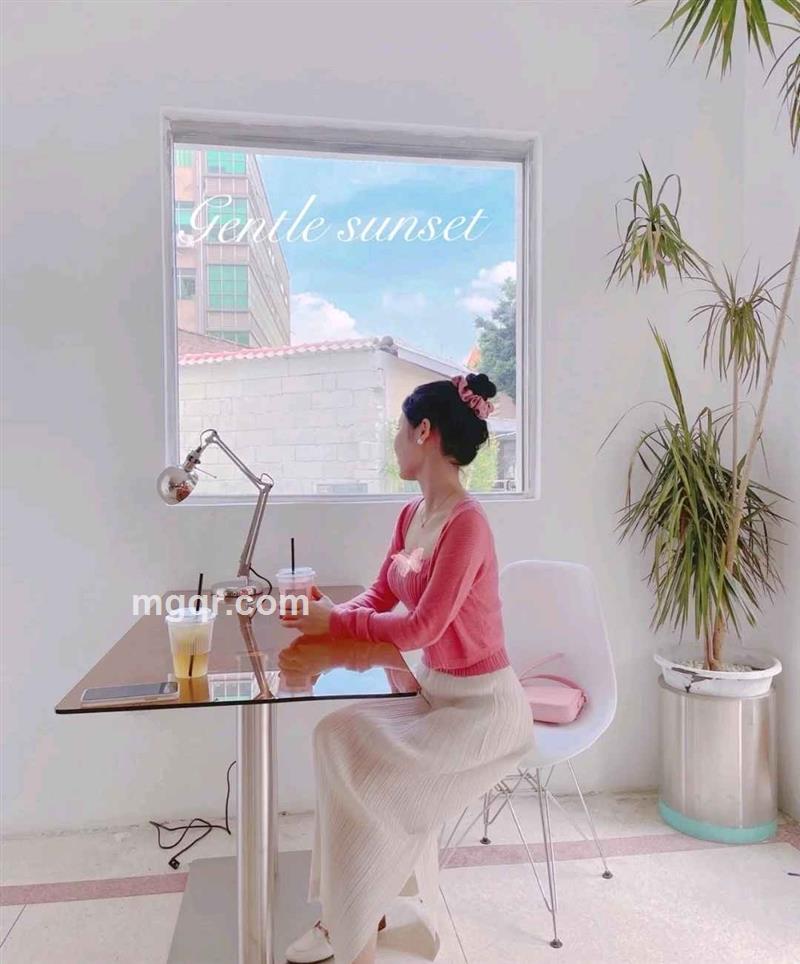 午夜的花花的头像