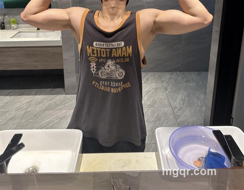 温柔阳光体贴的头像