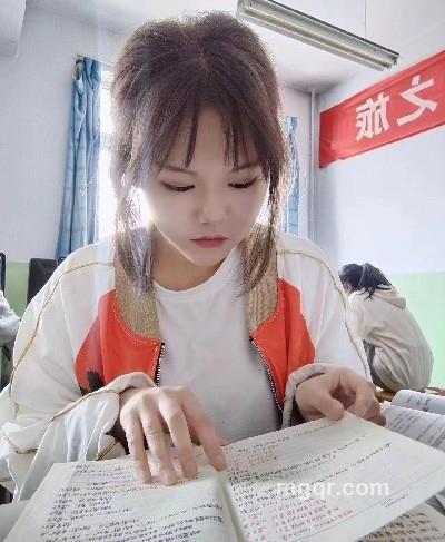依依的头像