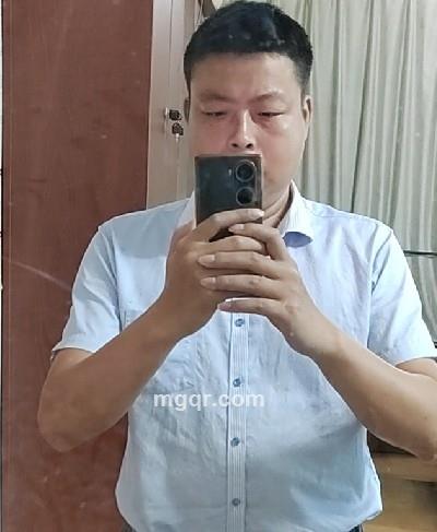 不会飞的死猪的头像