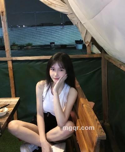 小柒柒的头像