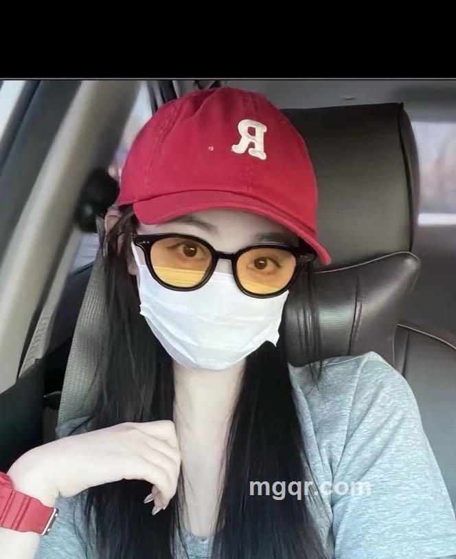 小丫头的头像