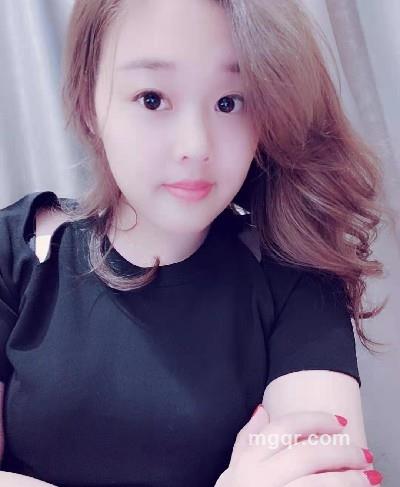 小艺小艺的头像