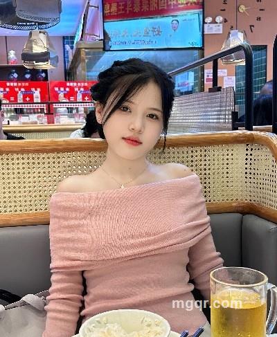 小瓶子的头像