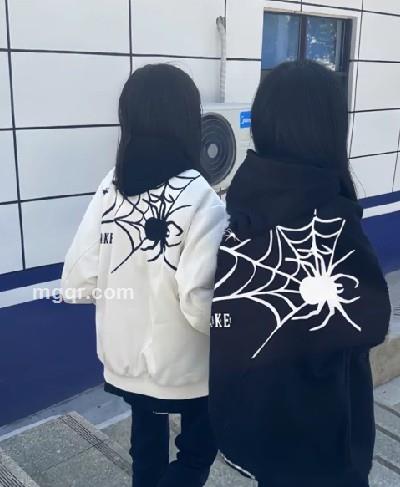 晚睡小狗的头像