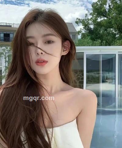 仰望天空的头像