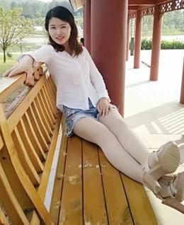 万江飘雪的头像