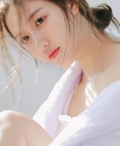 ?笑的眉眉的头像