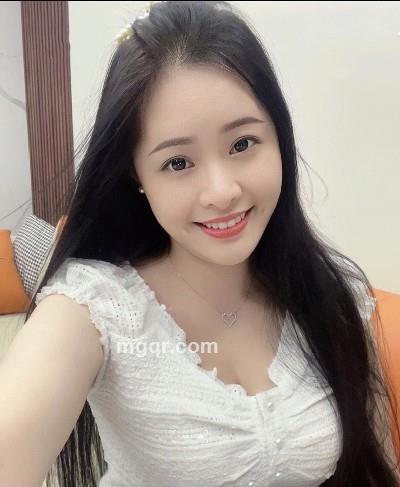 想做你怀里的猫咪的头像