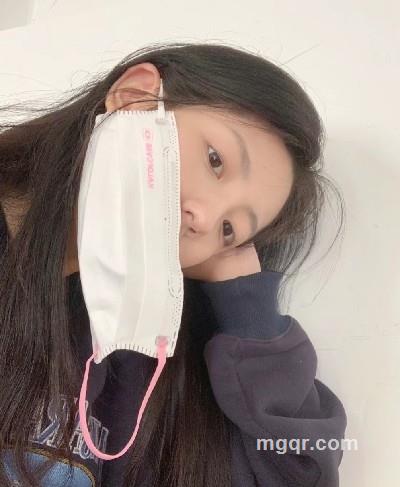 一一的头像