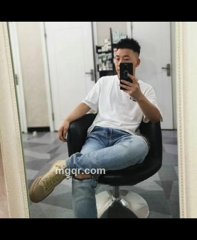 逆流的??的头像