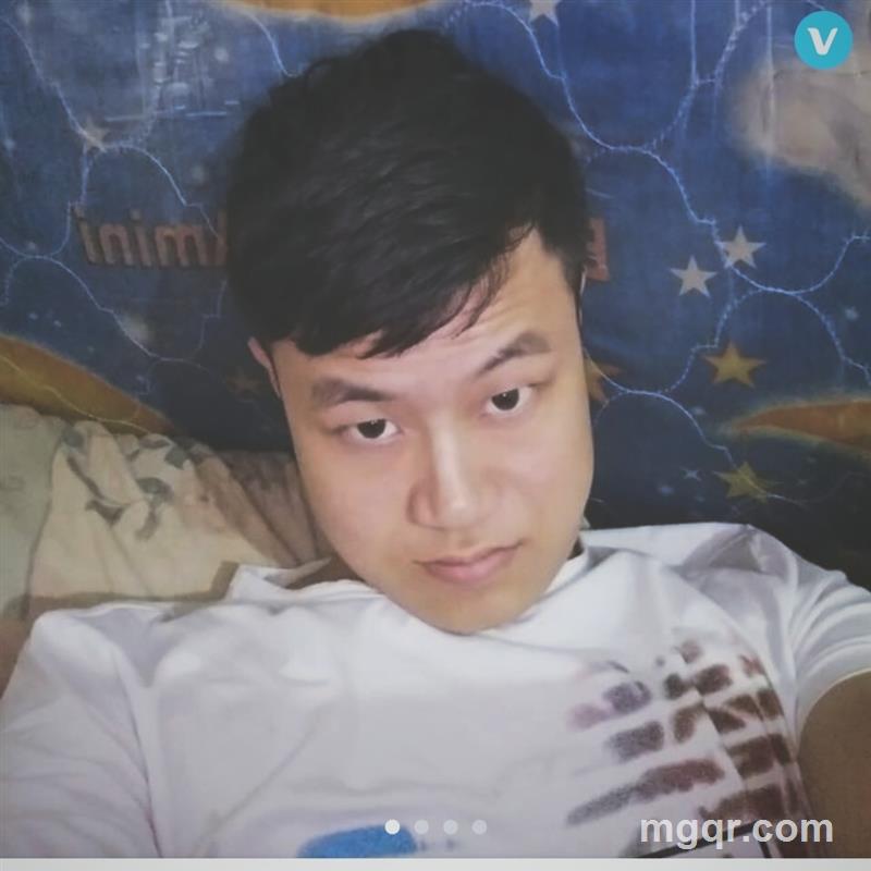 咖啡加点糖的头像