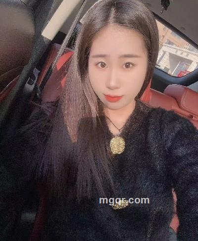买鞋子的小女孩的头像