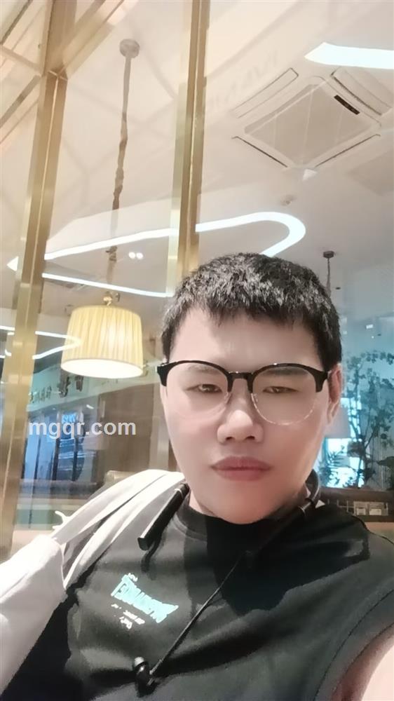 单身青年的头像