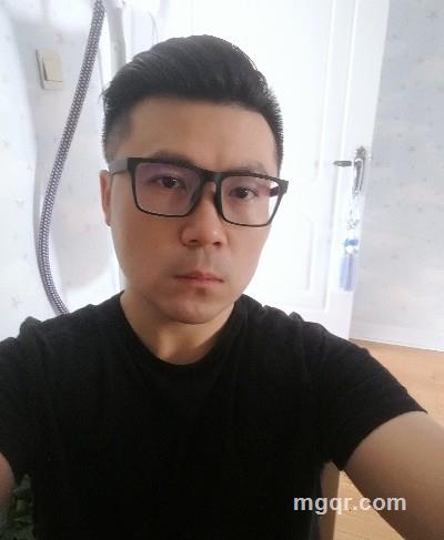 爱吃火锅的陈先森的头像