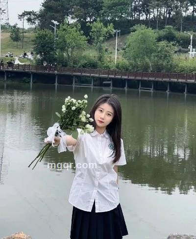 mm的头像