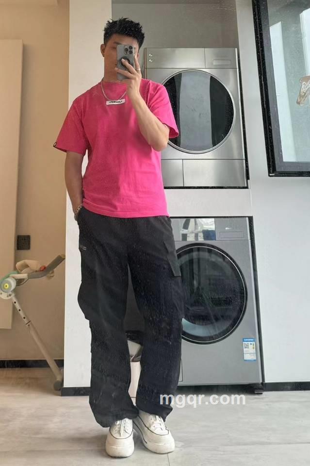 嗯嗯嗯嗯在在的头像