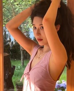 眉目彩琴的头像