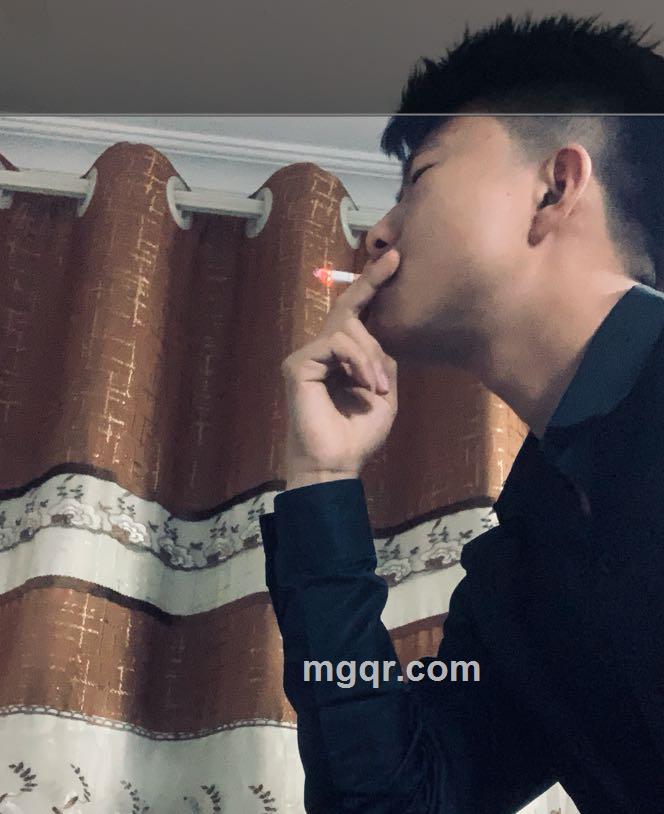 求一段情丶的头像