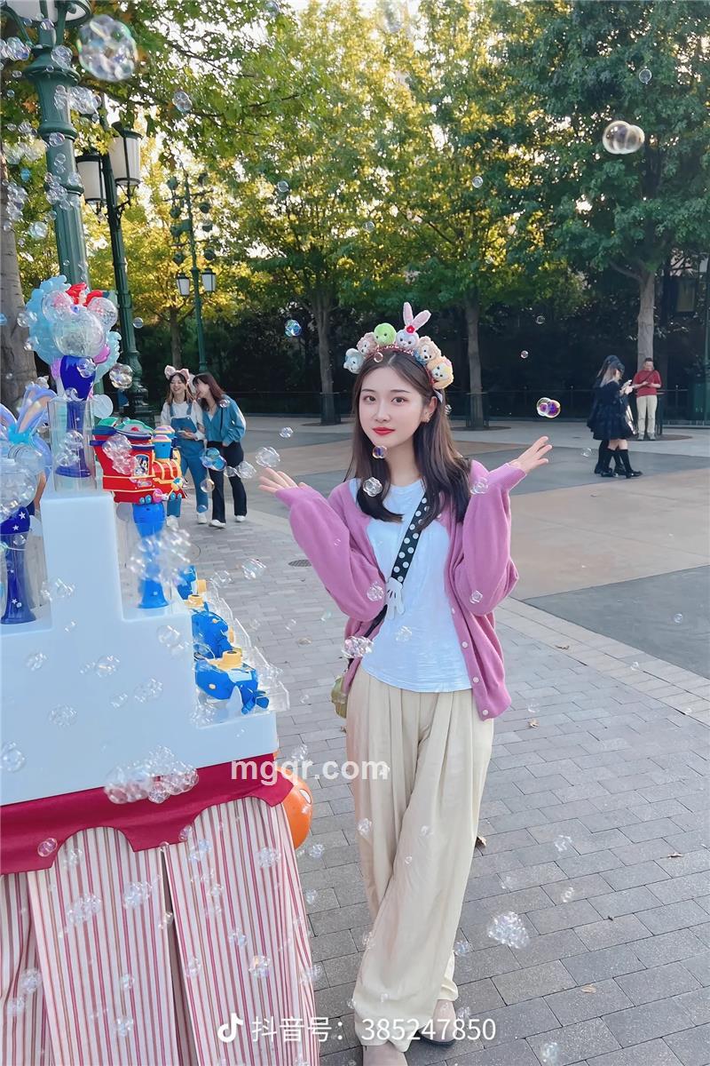 小小吖吖的头像