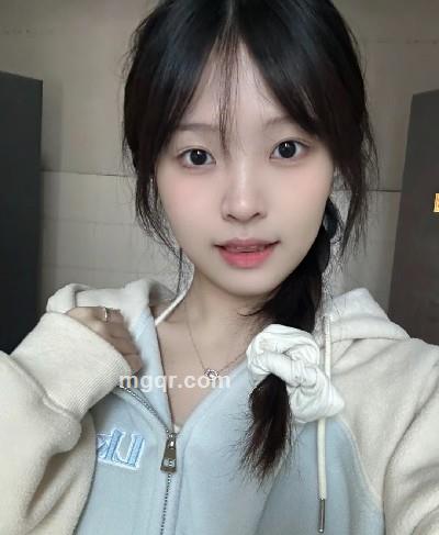 温暖的雪的头像