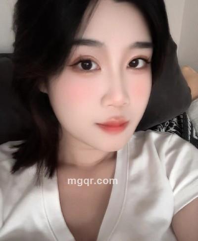 欣欣向荣的头像