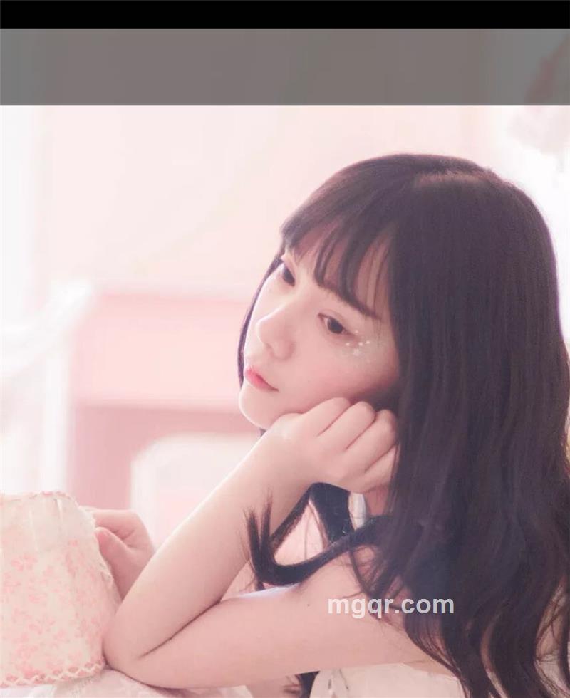 绯色琉璃的头像