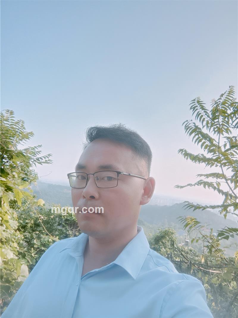 长长的无名指的头像