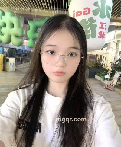 玲玲吖的头像