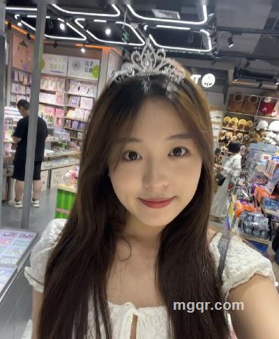 蜜桃糖豆的头像