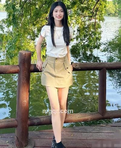 墙角的草的头像